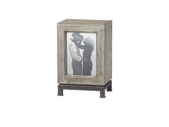 Metro Mantel Photo Urn